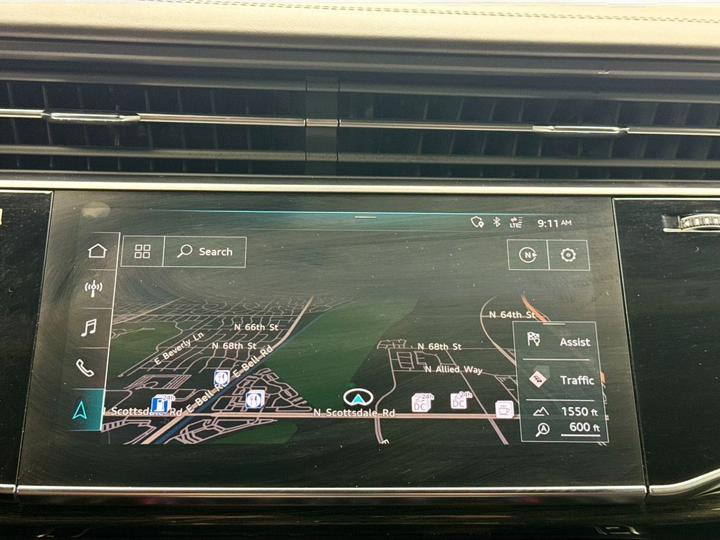 Thumbnail: 2020 Audi Q8 - 14