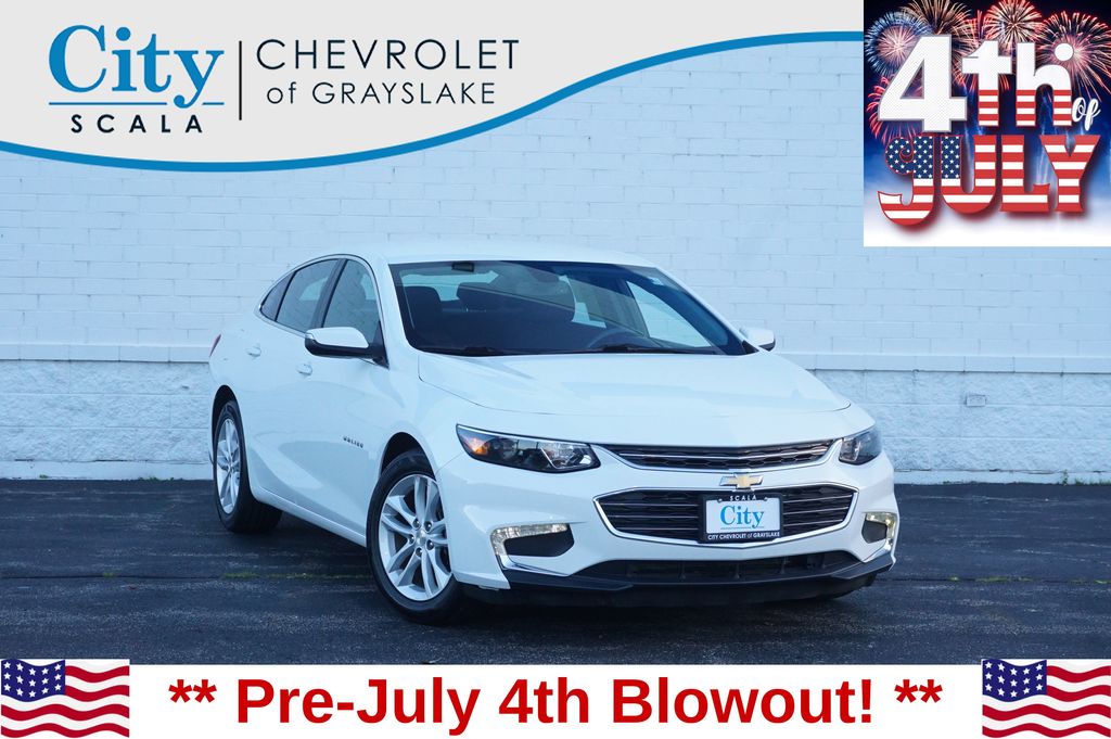 Summit White 2017 Chevrolet Malibu Sedan Front-Wheel Drive 6-Speed Automatic