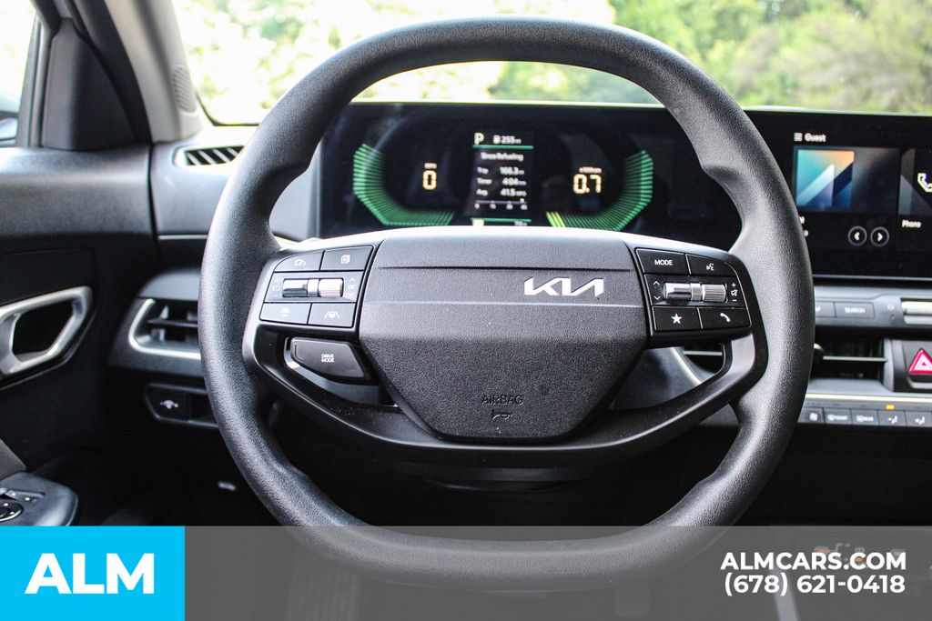 Used 2025 Blue Kia LXS image 24
