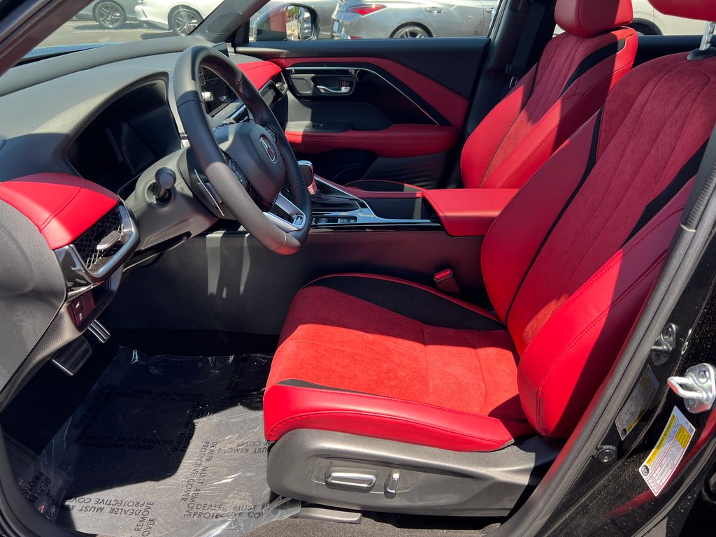 Thumbnail: 2025 Acura ADX - 13