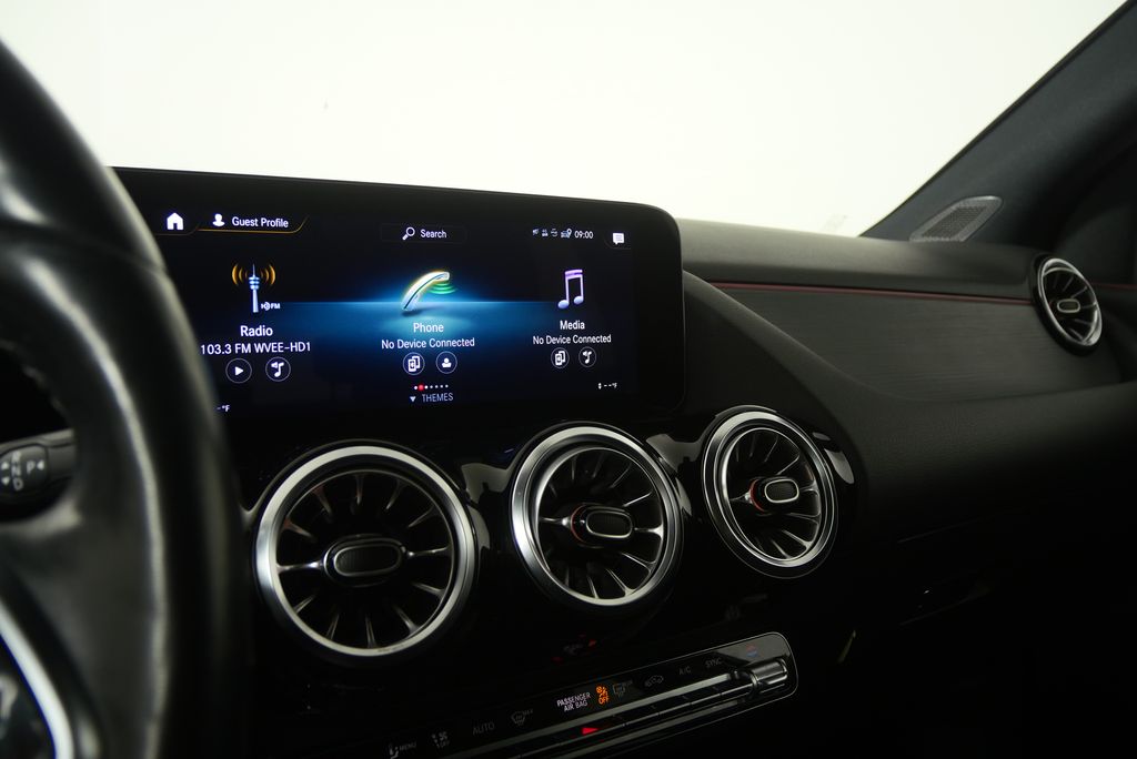 Thumbnail: 2023 Mercedes-Benz GLA - 15