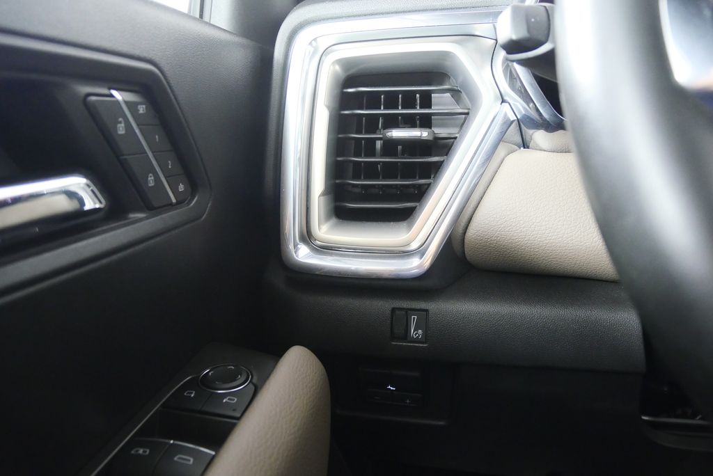 Thumbnail: 2023 GMC Canyon - 21