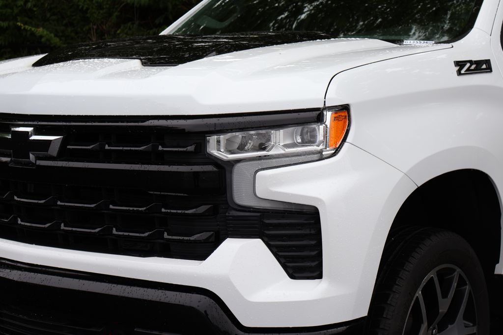 Thumbnail: 2024 Chevrolet Silverado 1500 - 3