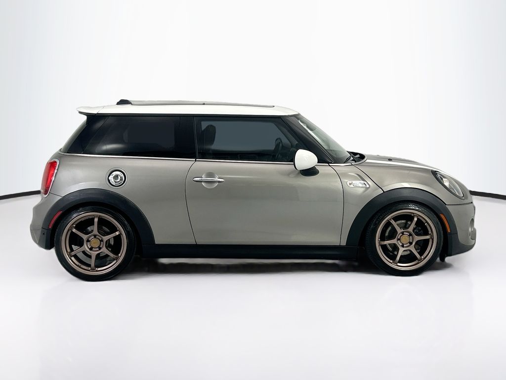Thumbnail: 2019 MINI Cooper - 4