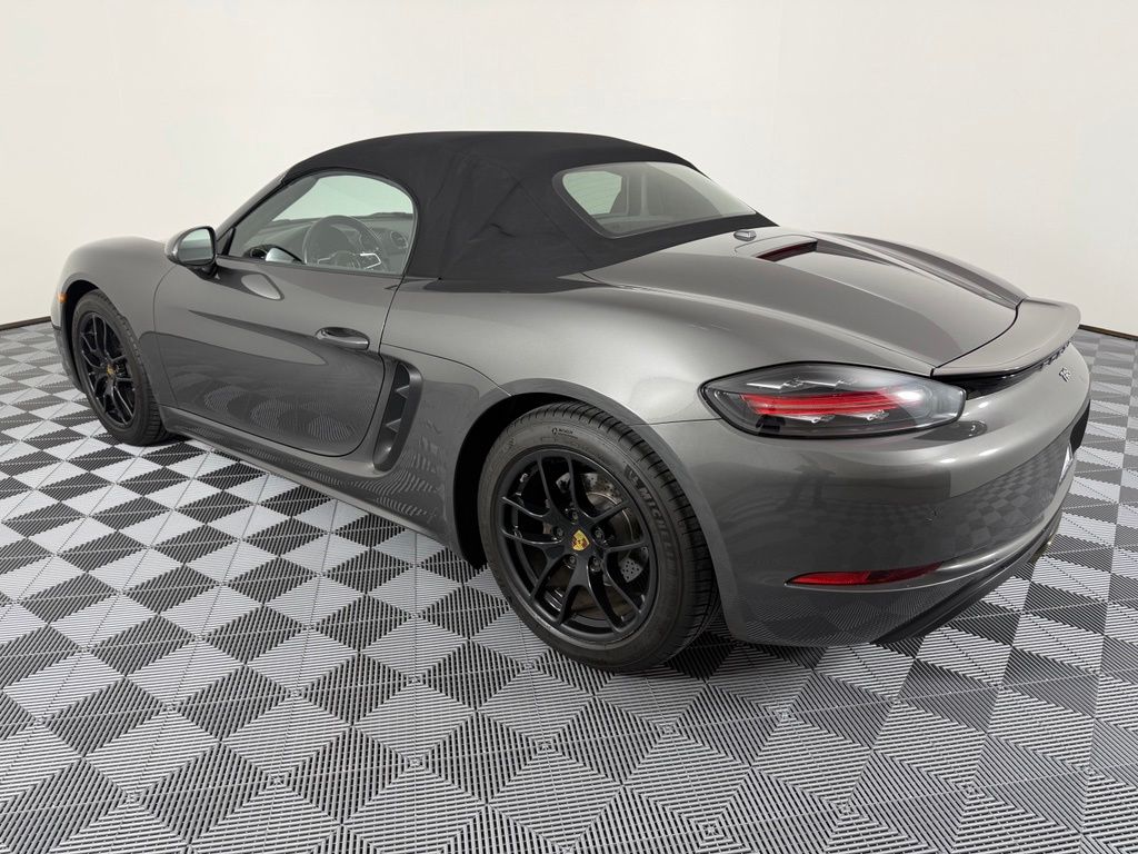 Thumbnail: 2019 Porsche 718 Boxster - 3