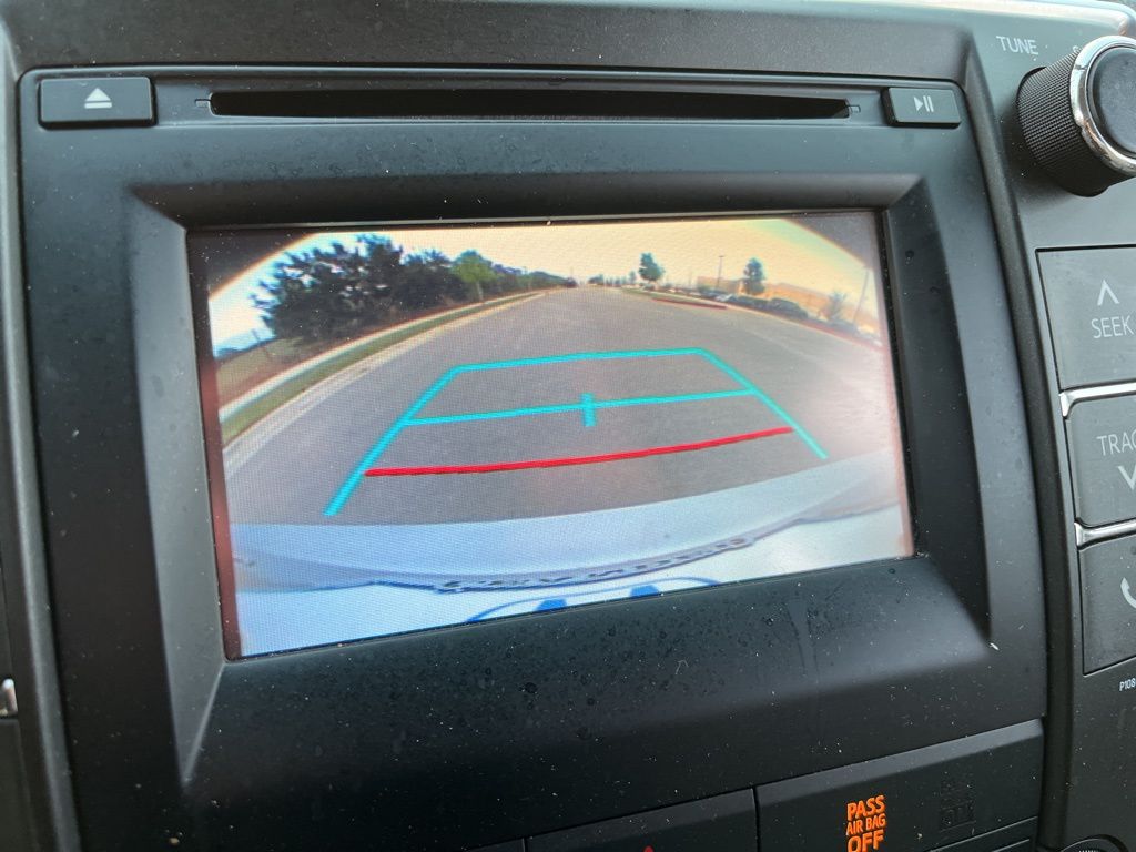 2015 Toyota Camry SE 24