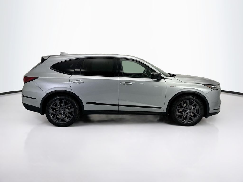 Thumbnail: 2023 Acura MDX - 4