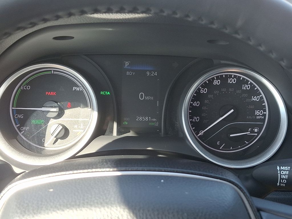 2022 Toyota Camry LE 19