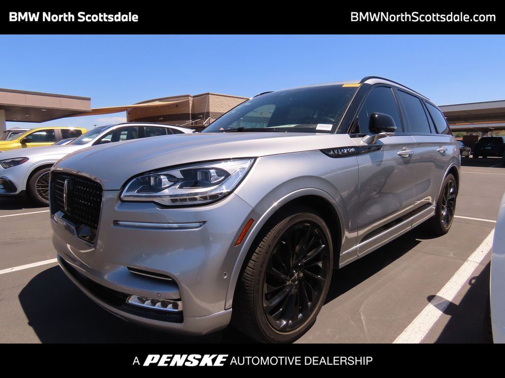 Thumbnail: 2023 Lincoln Aviator - 1