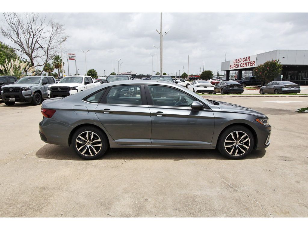 2025 Volkswagen Jetta 1.5T SE Gray at Community Toyota