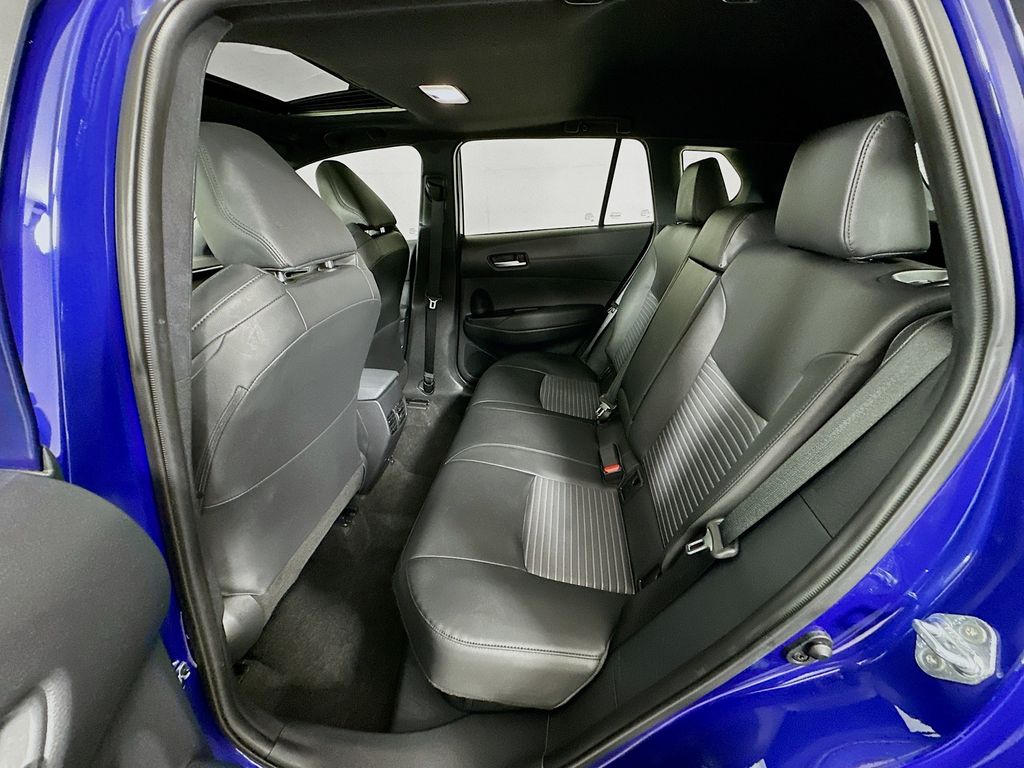 Thumbnail: 2025 Toyota Corolla Cross - 25