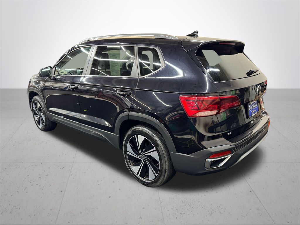 2024 Volkswagen Taos 1.5T SE