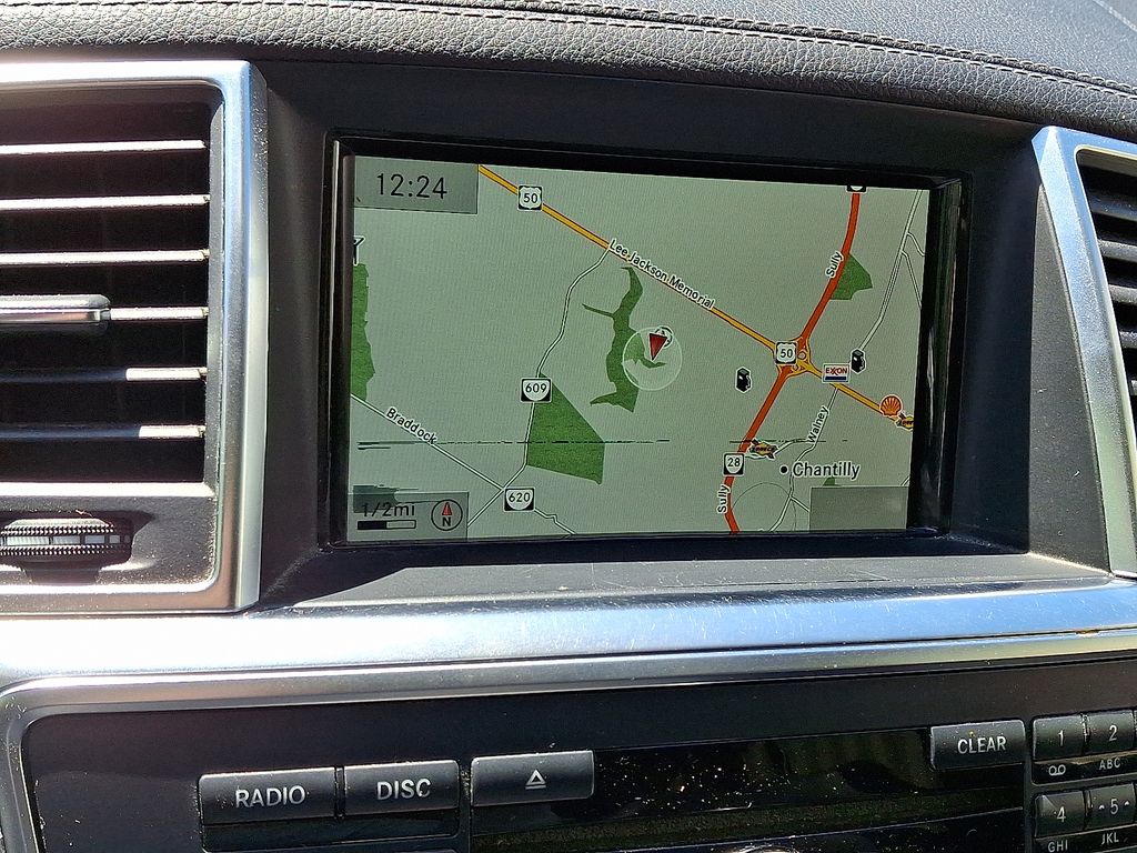 Thumbnail: 2016 Mercedes-Benz GL-Class - 18