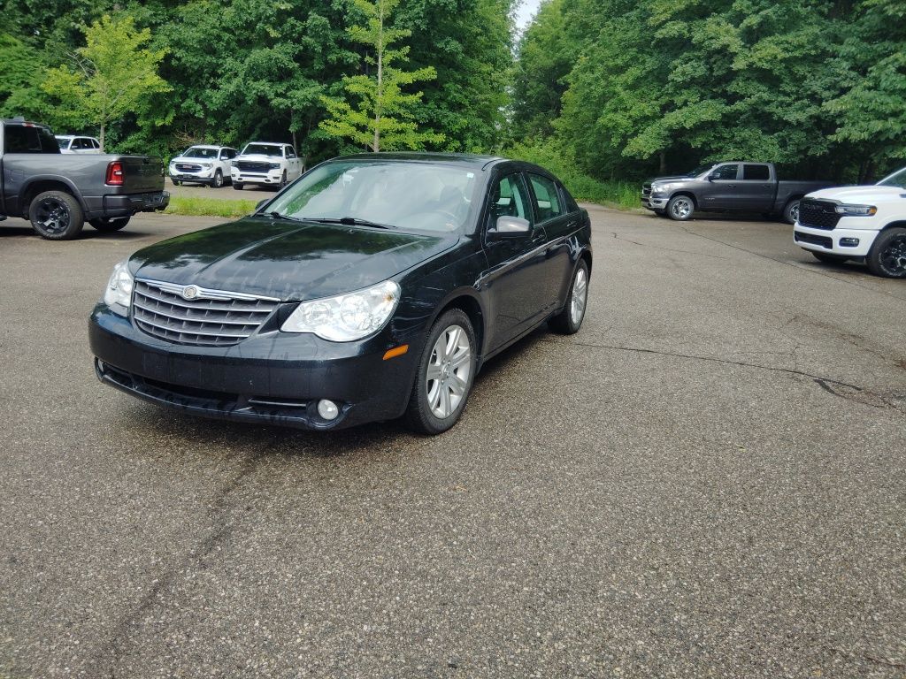 Brilliant Black Crystal Pearl 2010 Chrysler Sebring Sedan Front-Wheel Drive 6-Speed Automatic