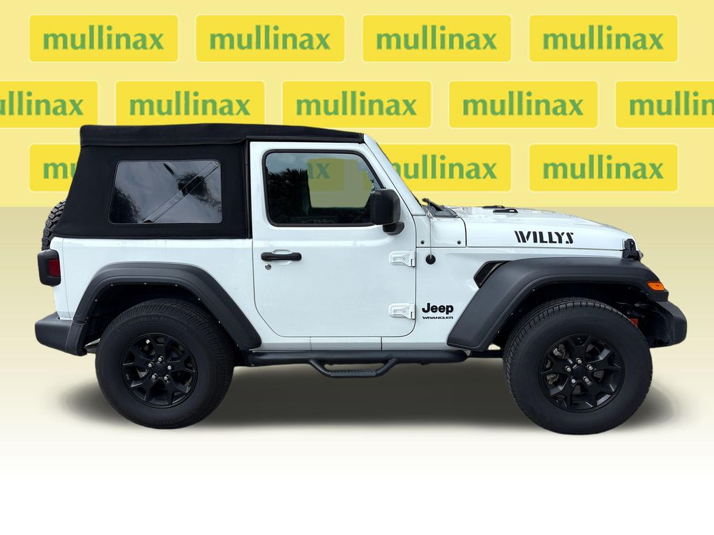 Used 2022 White Jeep Willys image 2