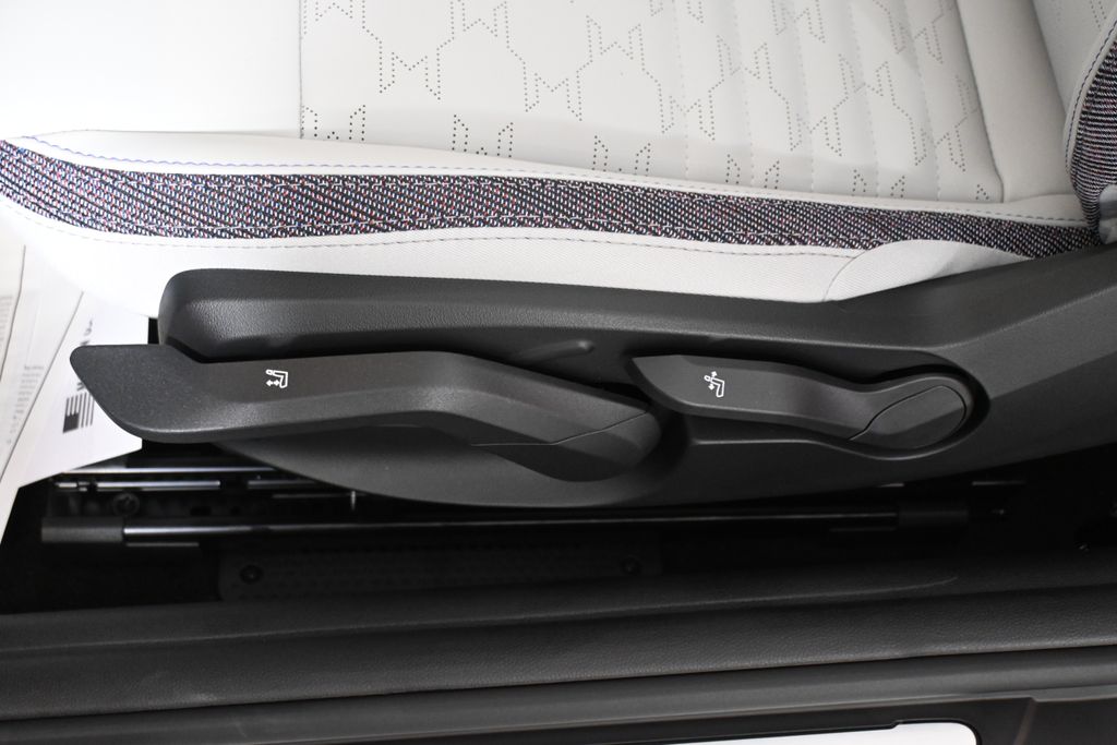 Thumbnail: 2026 MINI Cooper - 29