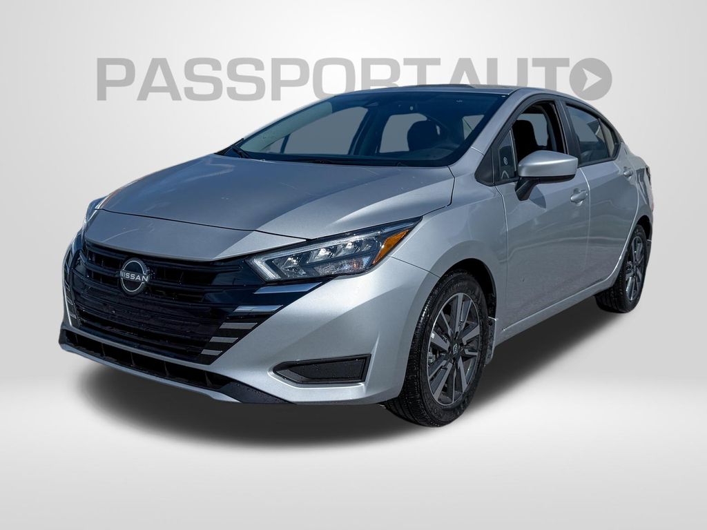 Brilliant Silver Metallic 2025 Nissan Versa SV FWD Sedan Front-Wheel Drive Continuously Variable Transmission