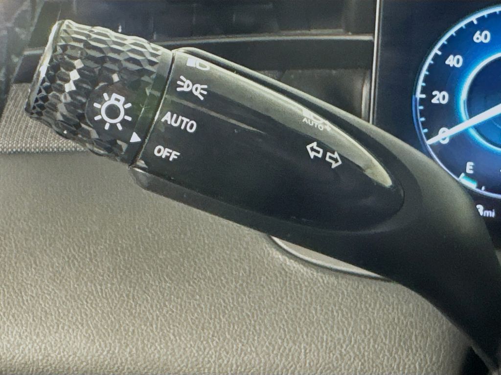 Used Car 2023 Hyundai Tucson Hybrid  Limited For Sale Under $30,000 In Austin, Texas