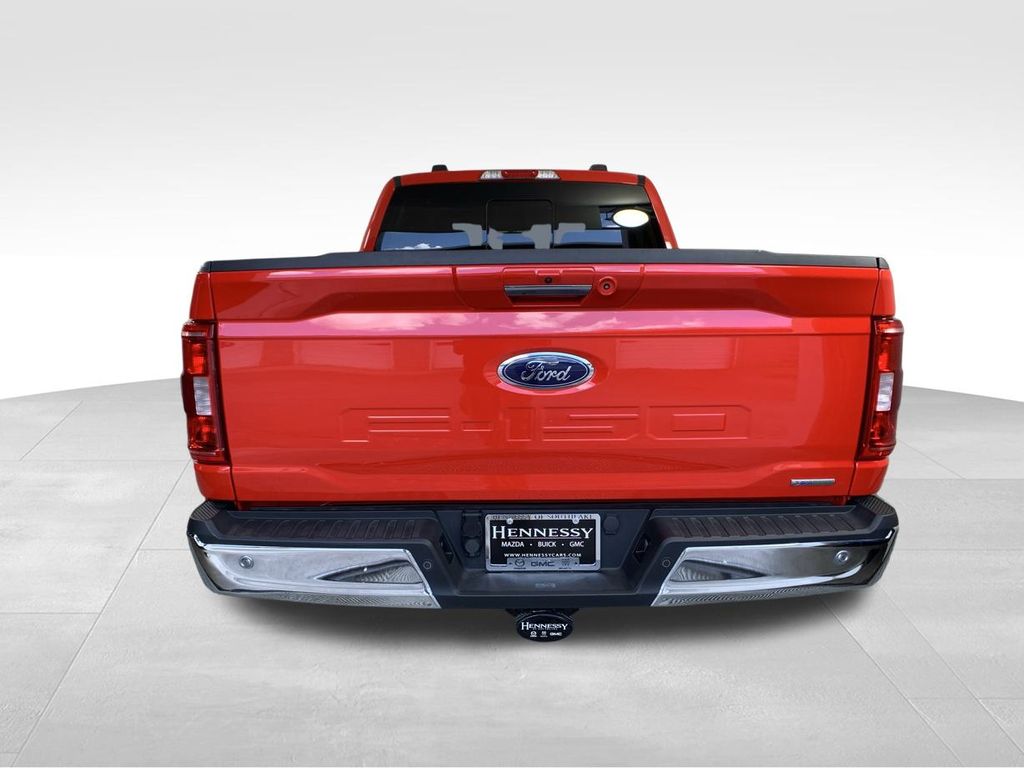 2021 Ford F-150 XLT 4