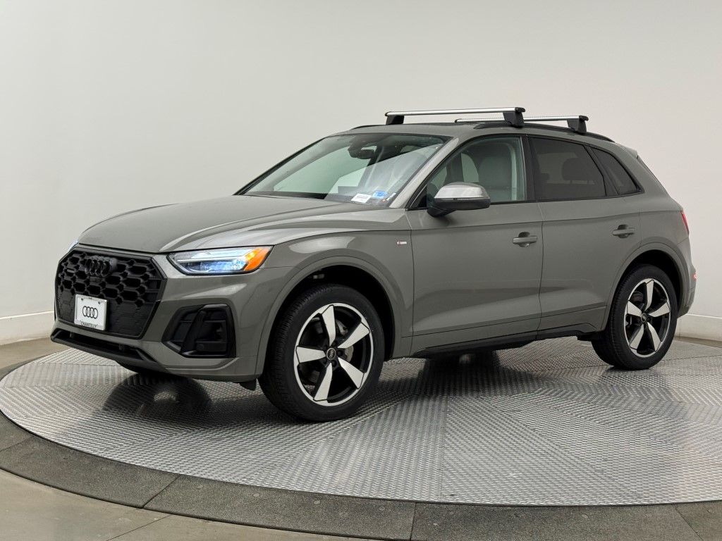 Thumbnail: 2023 Audi Q5 - 7