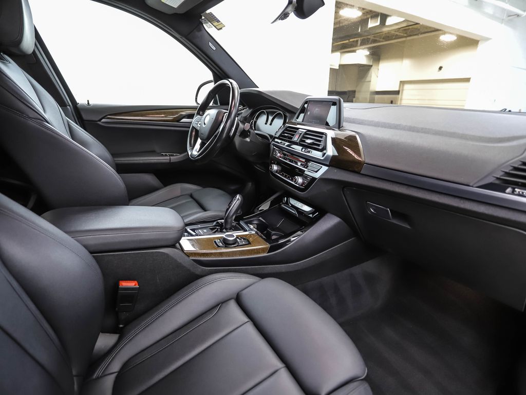 Thumbnail: 2018 BMW X3 - 29