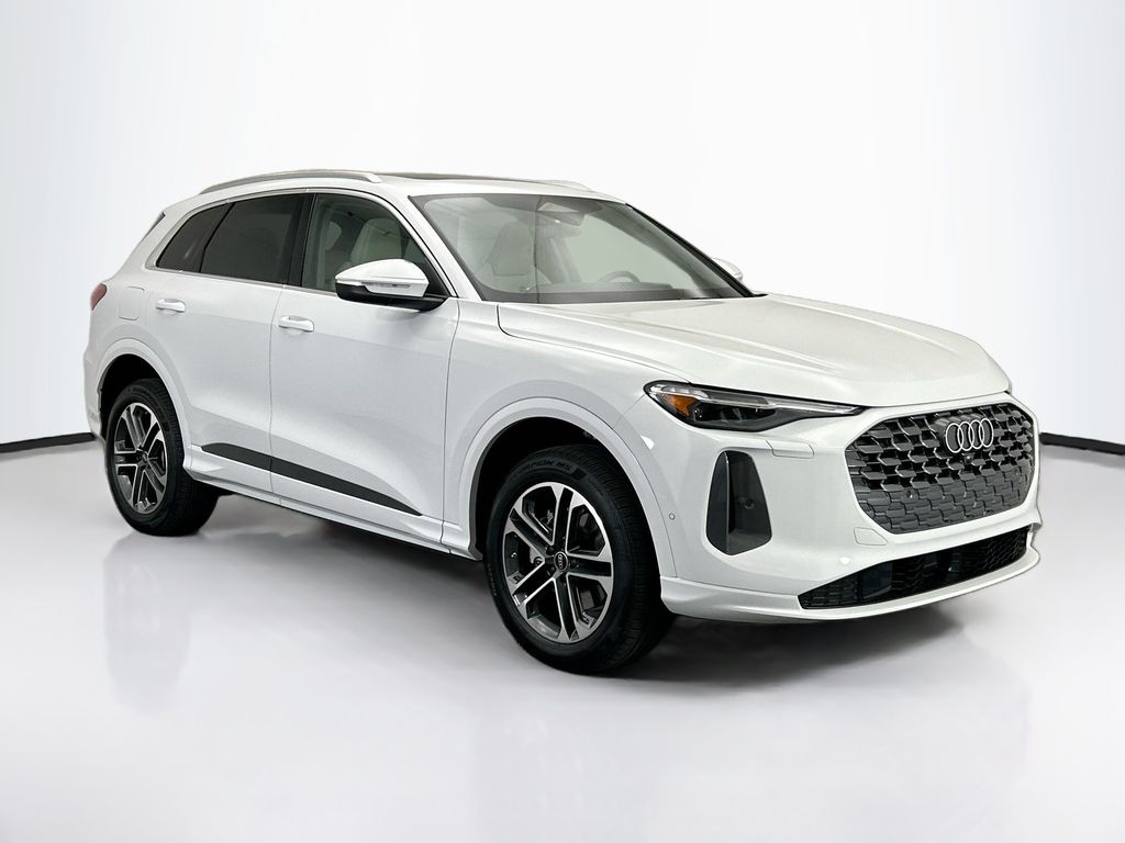 Thumbnail: 2025 Audi Q5 - 3