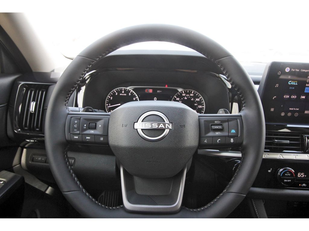 2026 Nissan Pathfinder SV - 10