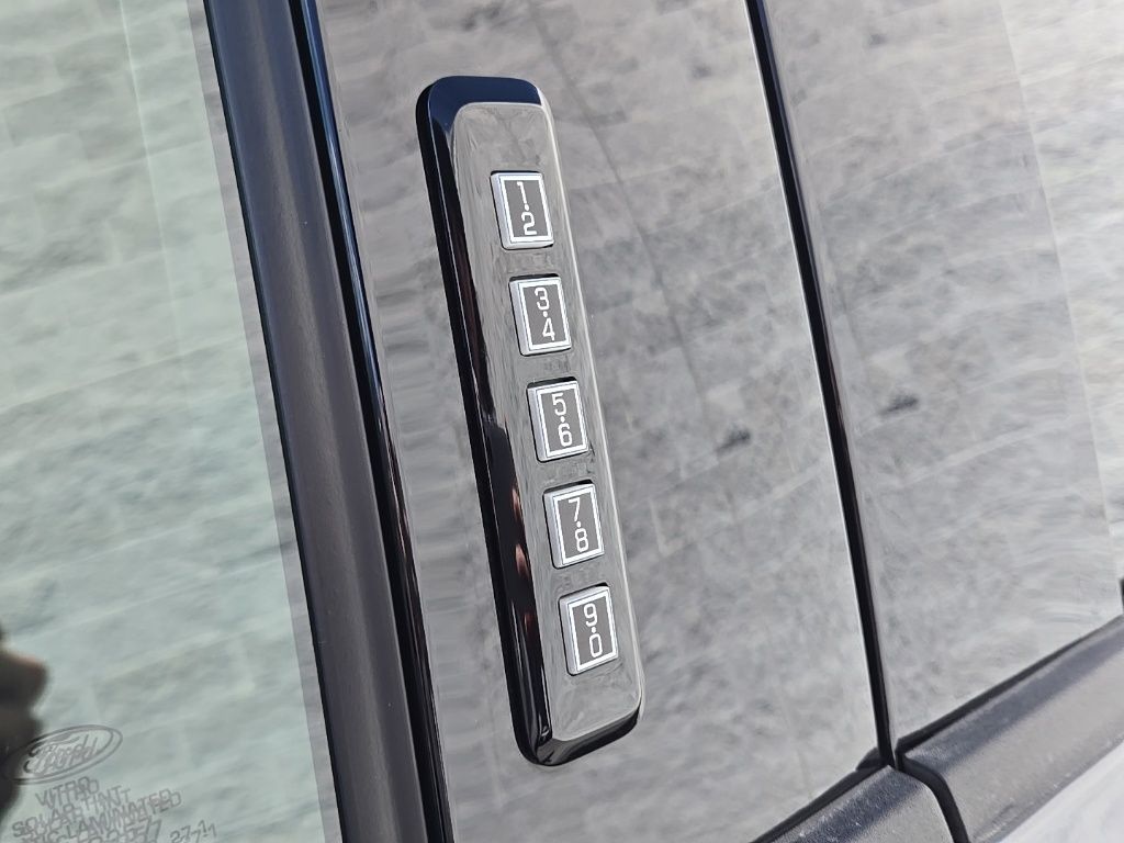 Used 2023 Gray Ford XLT image 21