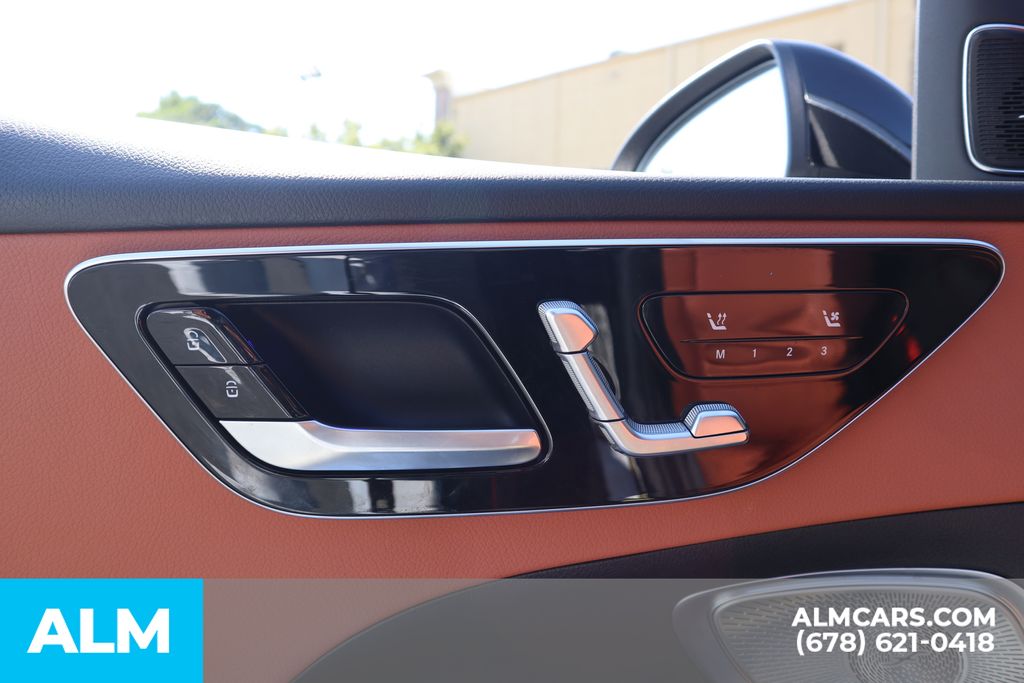 2022 Mercedes Benz C 300 photo 14
