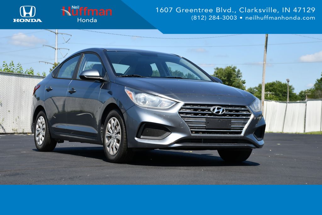 Urban Gray Metallic 2019 Hyundai Accent Sedan Front-Wheel Drive 6-Speed Automatic