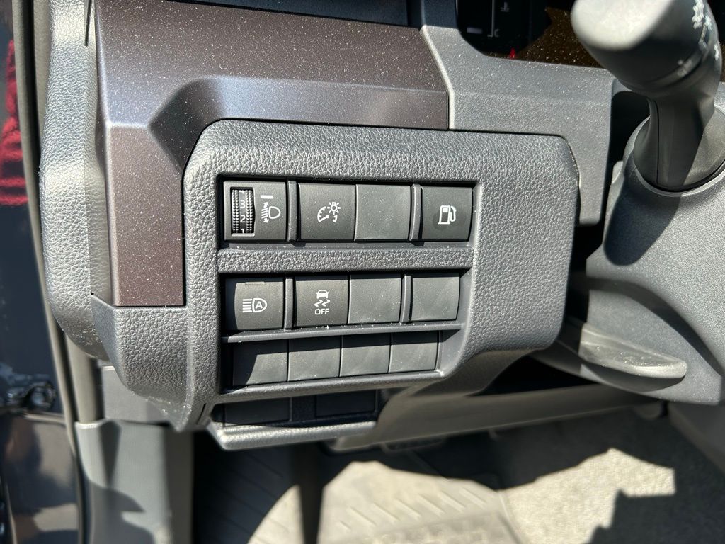2025 Toyota 4Runner SR5 17