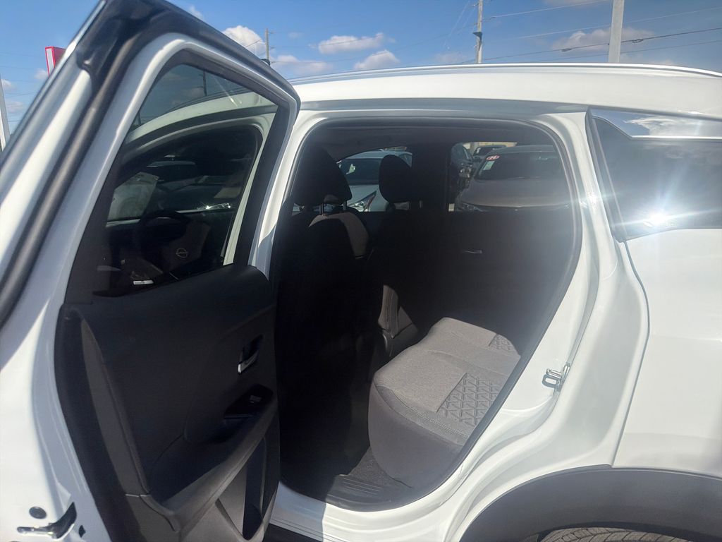 New 2026 Nissan Kicks SV 4D Sport Utility