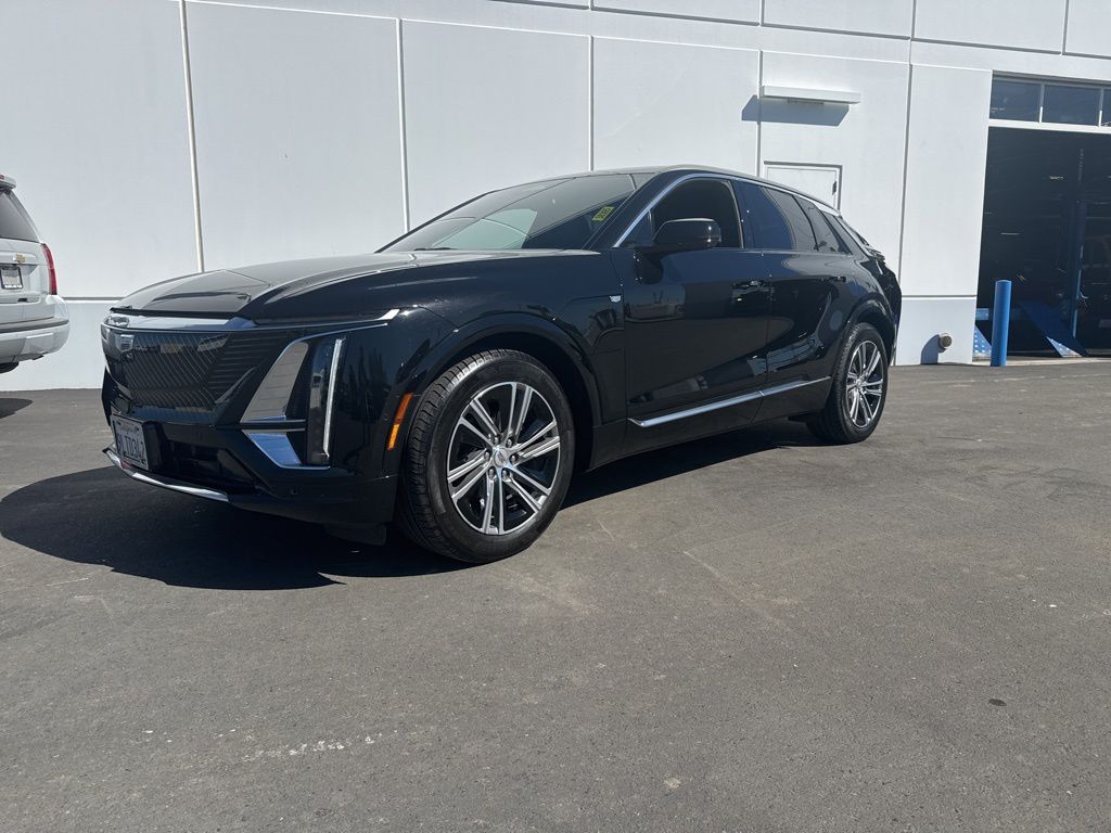 2024 Cadillac LYRIQ Luxury 2 RWD