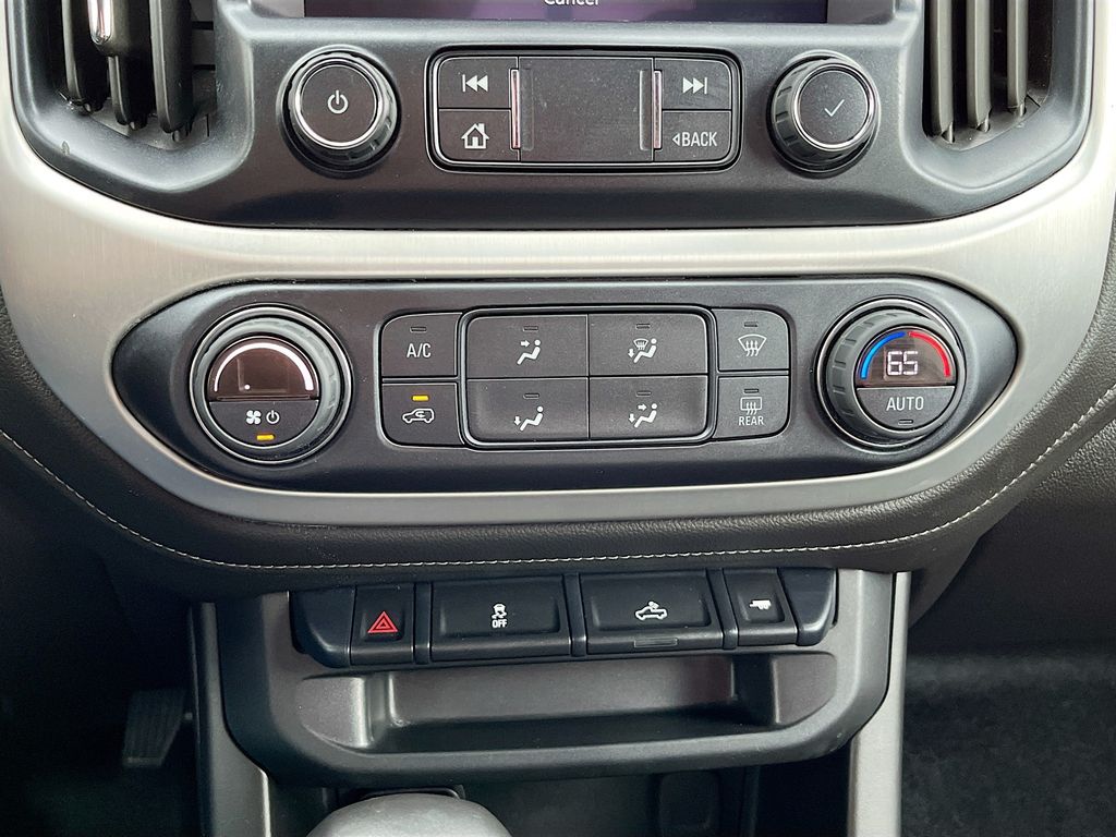 Used 2022 Black GMC Elevation image 15