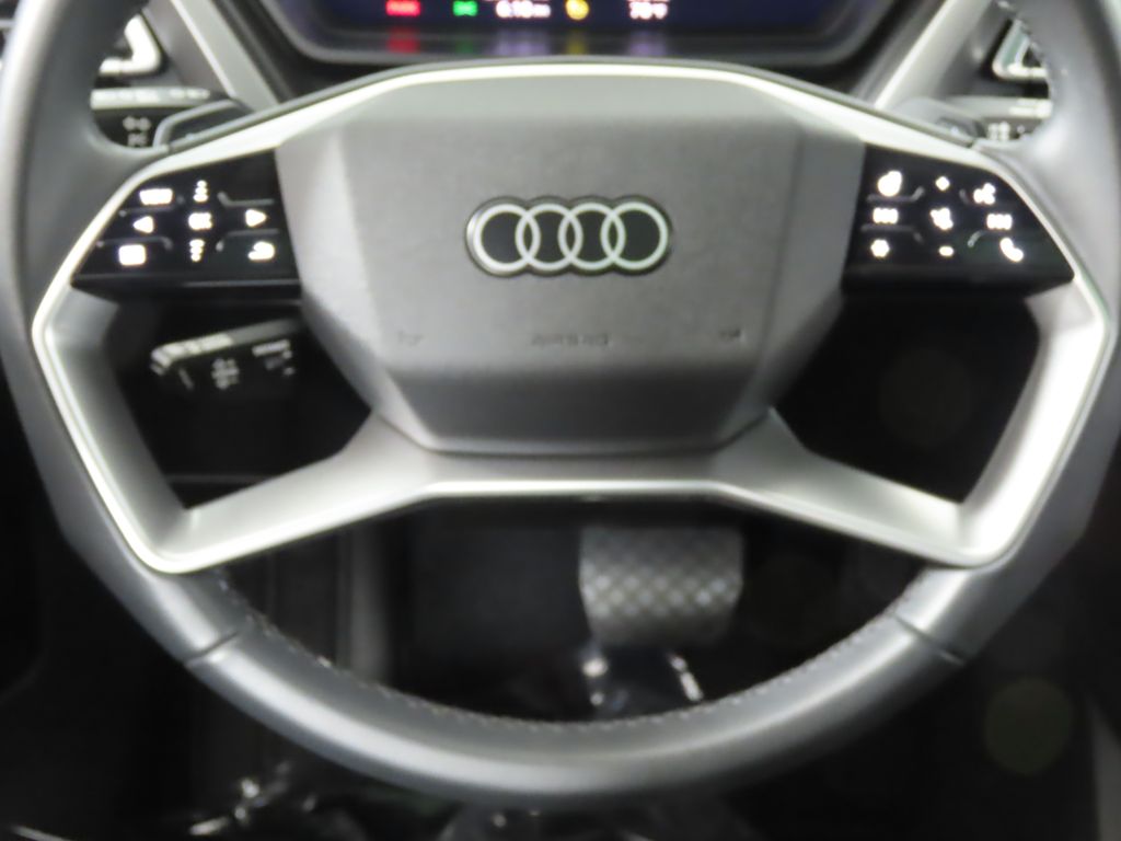 Thumbnail: 2023 Audi Q4 e-tron - 16