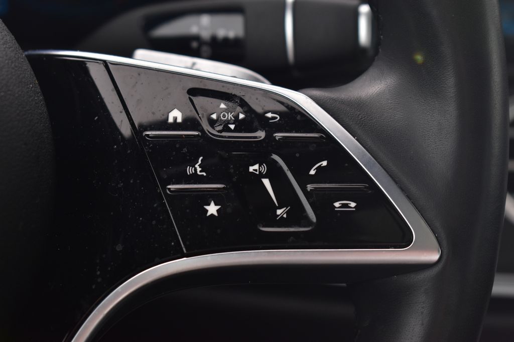 Thumbnail: 2023 Mercedes-Benz E-Class - 18