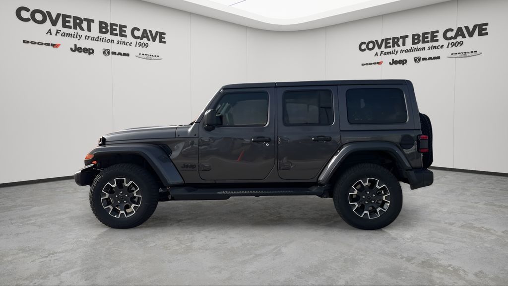 New 2026 Gray Jeep Sahara image 5
