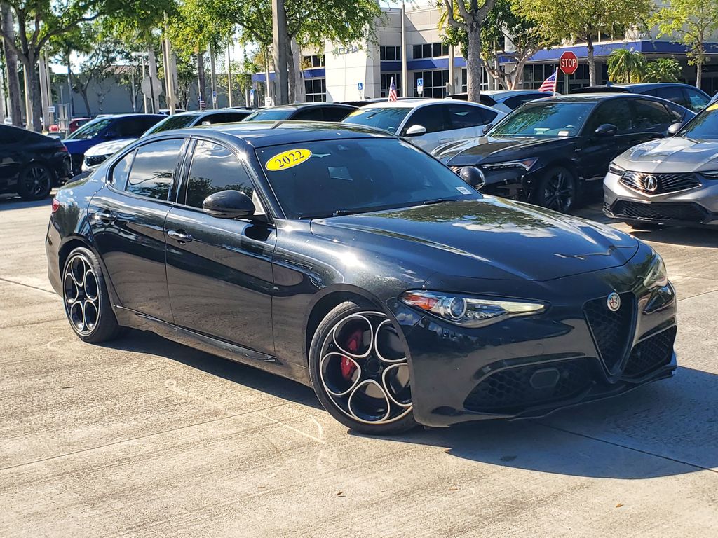 2022 Alfa Romeo Giulia Veloce RWD
