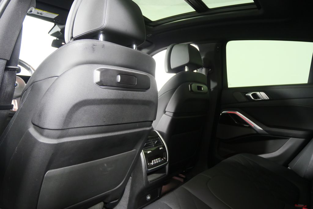 Thumbnail: 2024 BMW X6 - 18