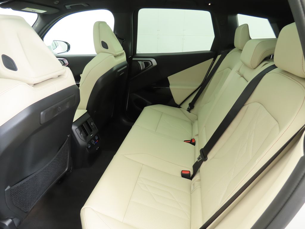 Thumbnail: 2026 BMW X3 - 20