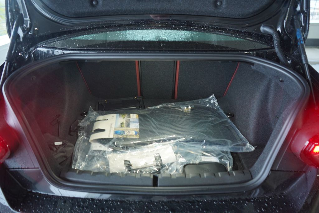 Thumbnail: 2026 BMW 2 Series - 21