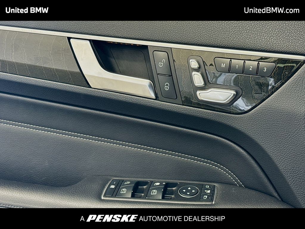 Thumbnail: 2016 Mercedes-Benz E-Class - 3