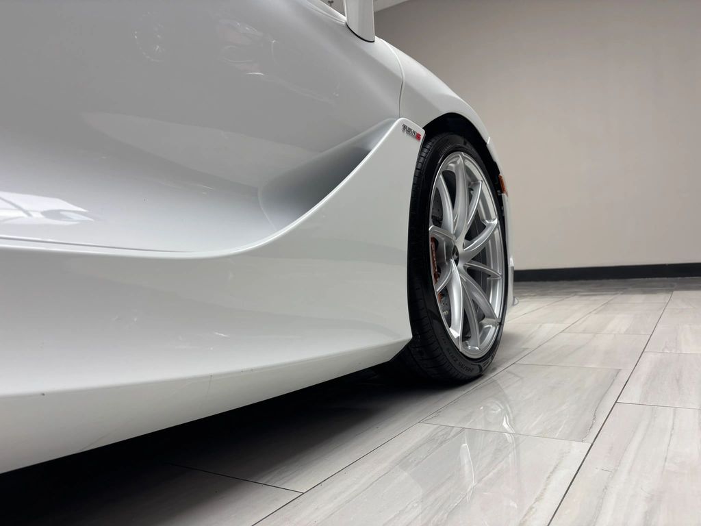 2024 McLaren 750S