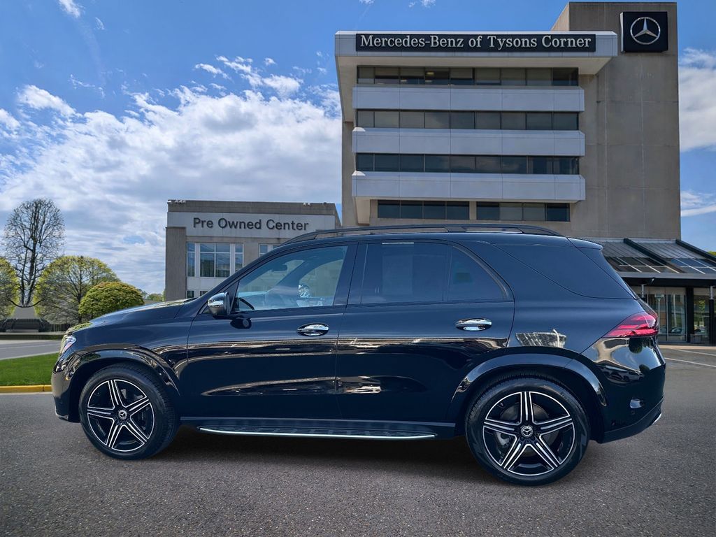 Thumbnail: 2026 Mercedes-Benz GLE - 8