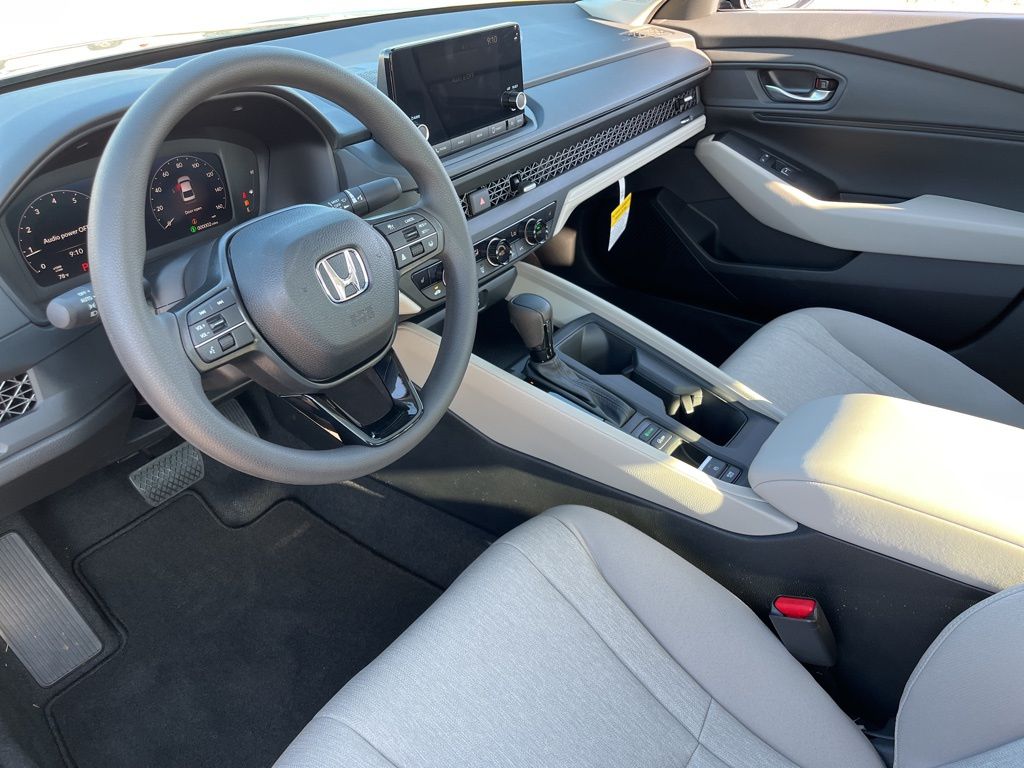 Thumbnail: 2025 Honda Accord - 10