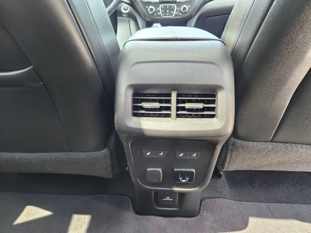 Used 2018 Chevrolet Equinox SUV