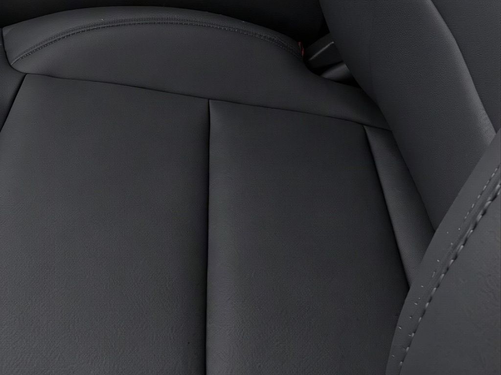 New 2027 Nocturnal Blue Metallic Ford MAX Active image 19