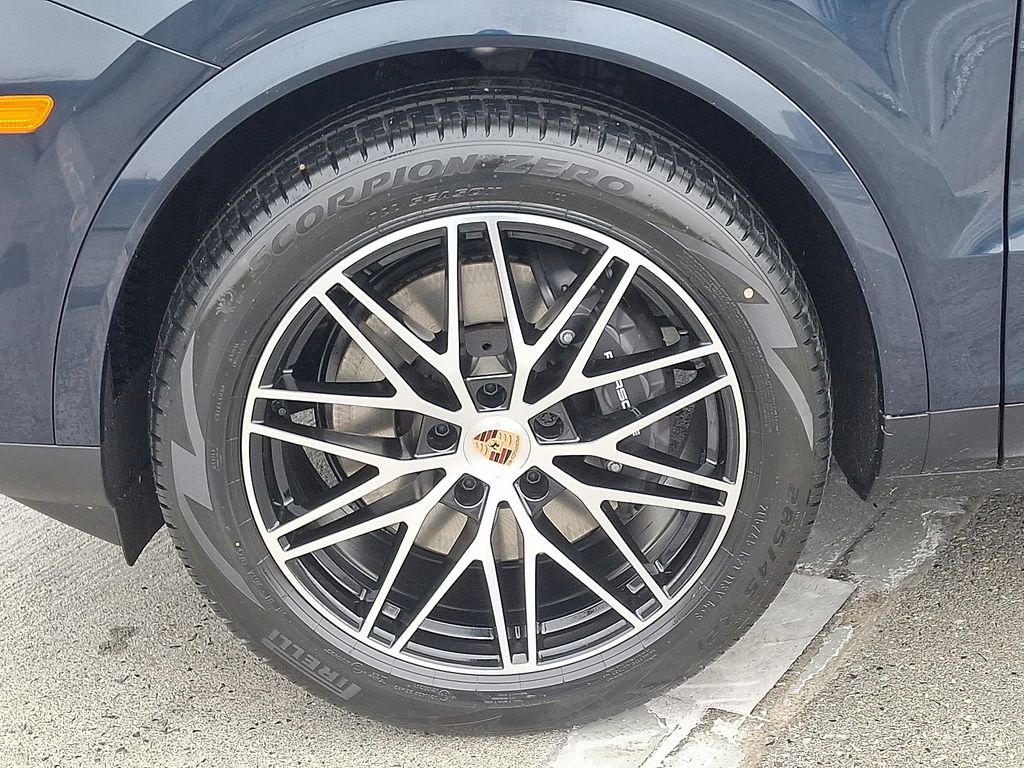 Thumbnail: 2026 Porsche  - 10