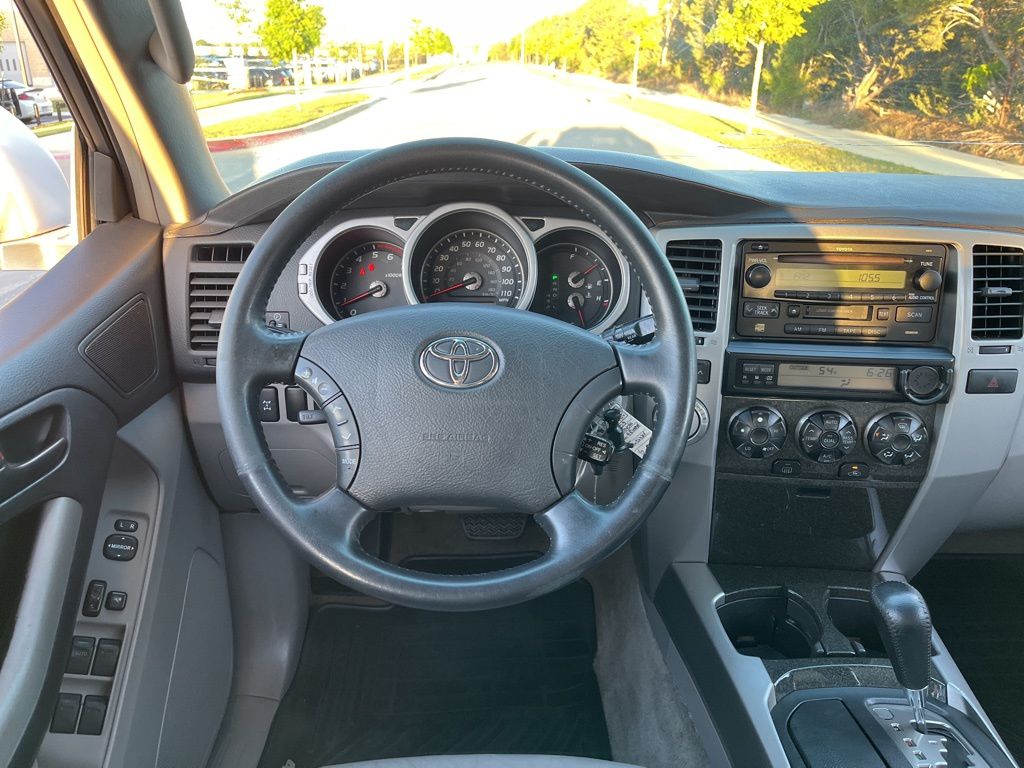 2003 Toyota 4Runner Limited 17