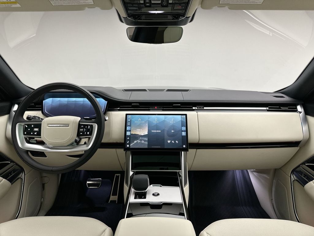 Thumbnail: 2026 Land Rover Range Rover - 16